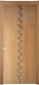 ΚΠ403 Ανιγκρέ φυσικό, με παντογραφικό σχέδιο στο κέντρο της πόρτας, σε πατίνα μαύρη.