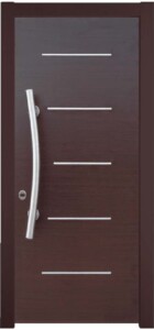 KP113 laminate wenge με 5 οριζόντιες inox γραμμές, οι οποίες από την μία πλευρά ακολουθούν την καμπύλη της τοξωτής λαβής.